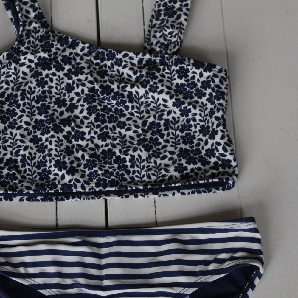 GAP Kids, Size 10, Blue and White Mix Pattern Tankini Swimsuit